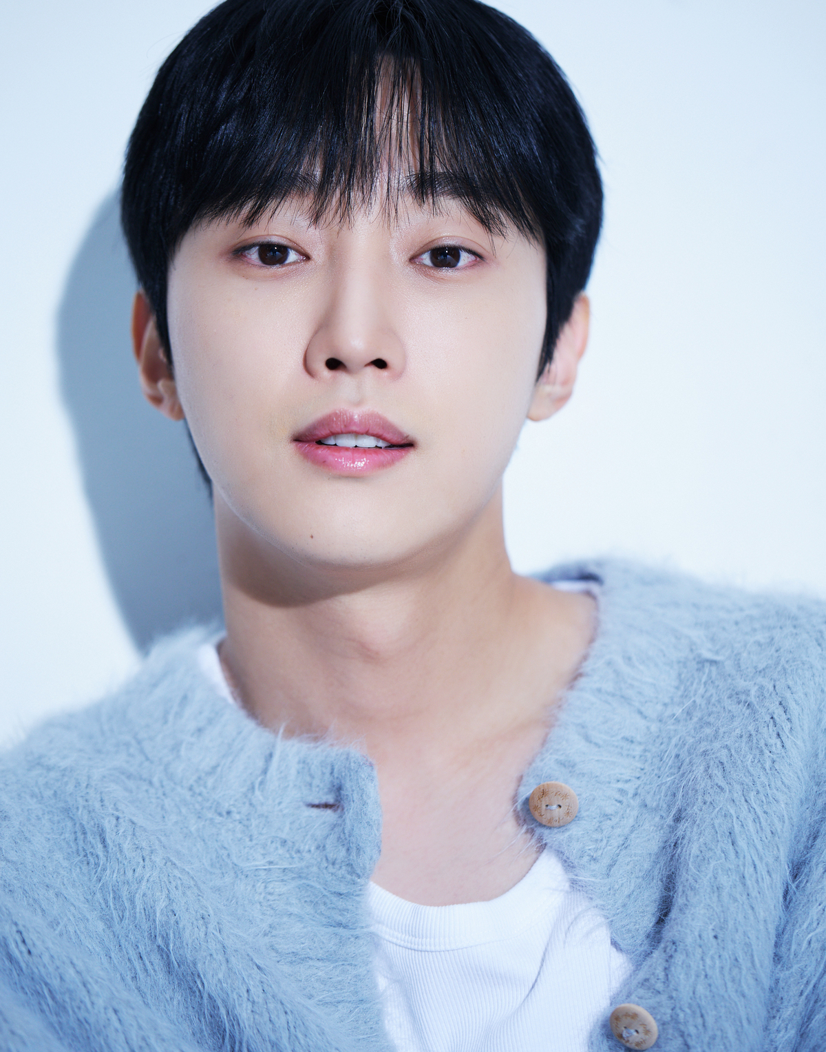 배우 진영. 매니지먼트 런 제공