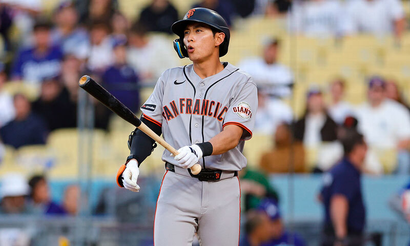 이정후, MLB 첫 인사이드 더 파크 홈런