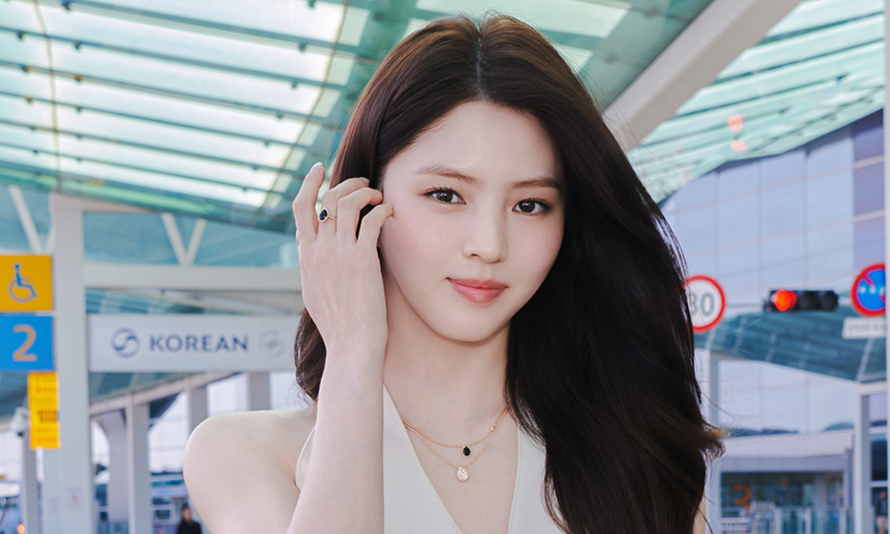 ‘칸의 여신’ 한소희, 심쿵 유발 출국길