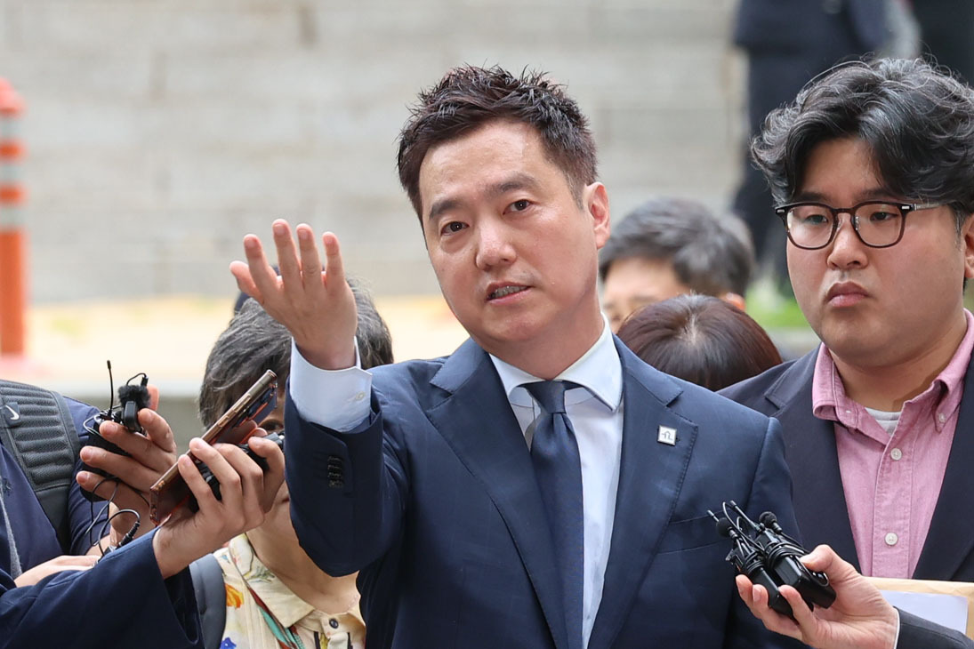 뉴시스