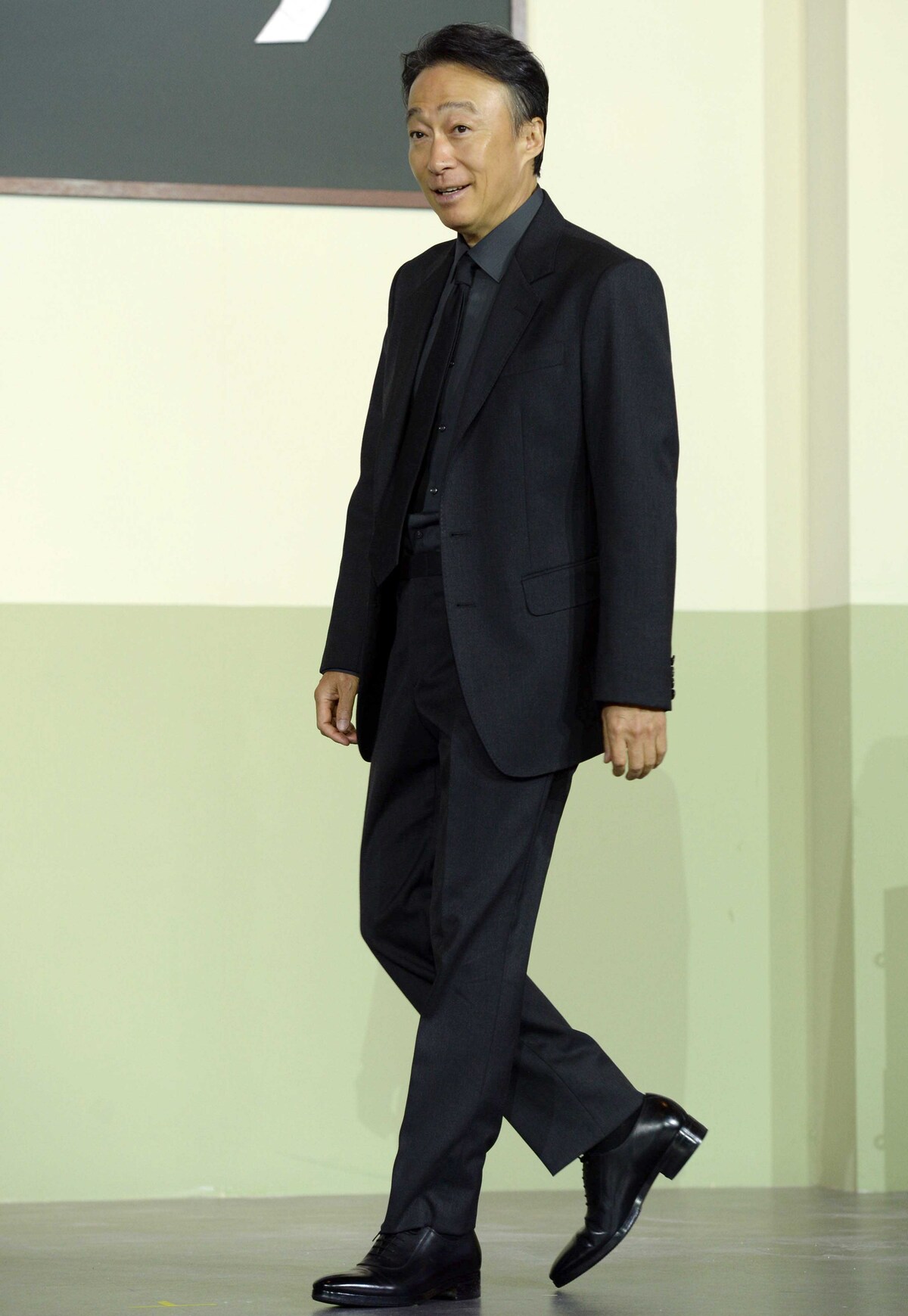 [SW포토] 무대입장하는 배우 이성민