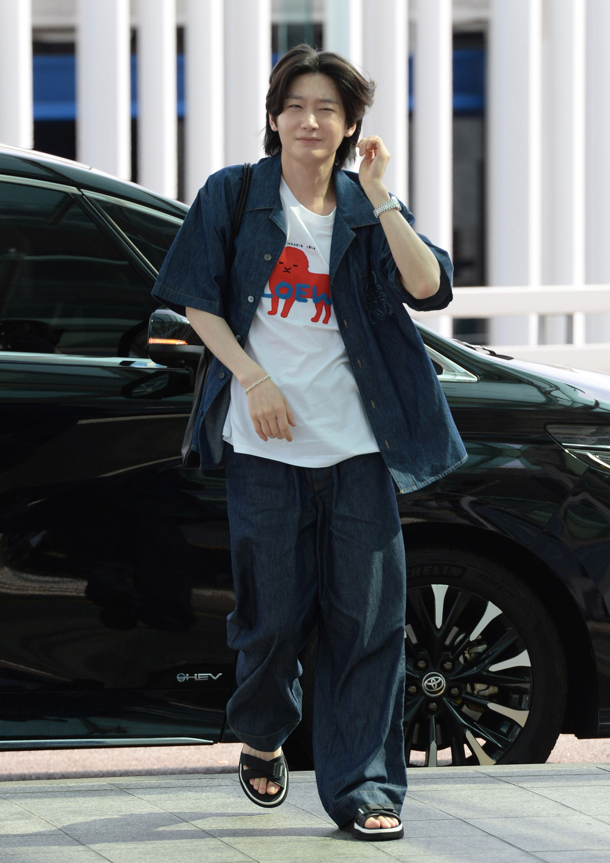 [SW포토] 가수 김용빈, 편한 모습으로 공항 등장 