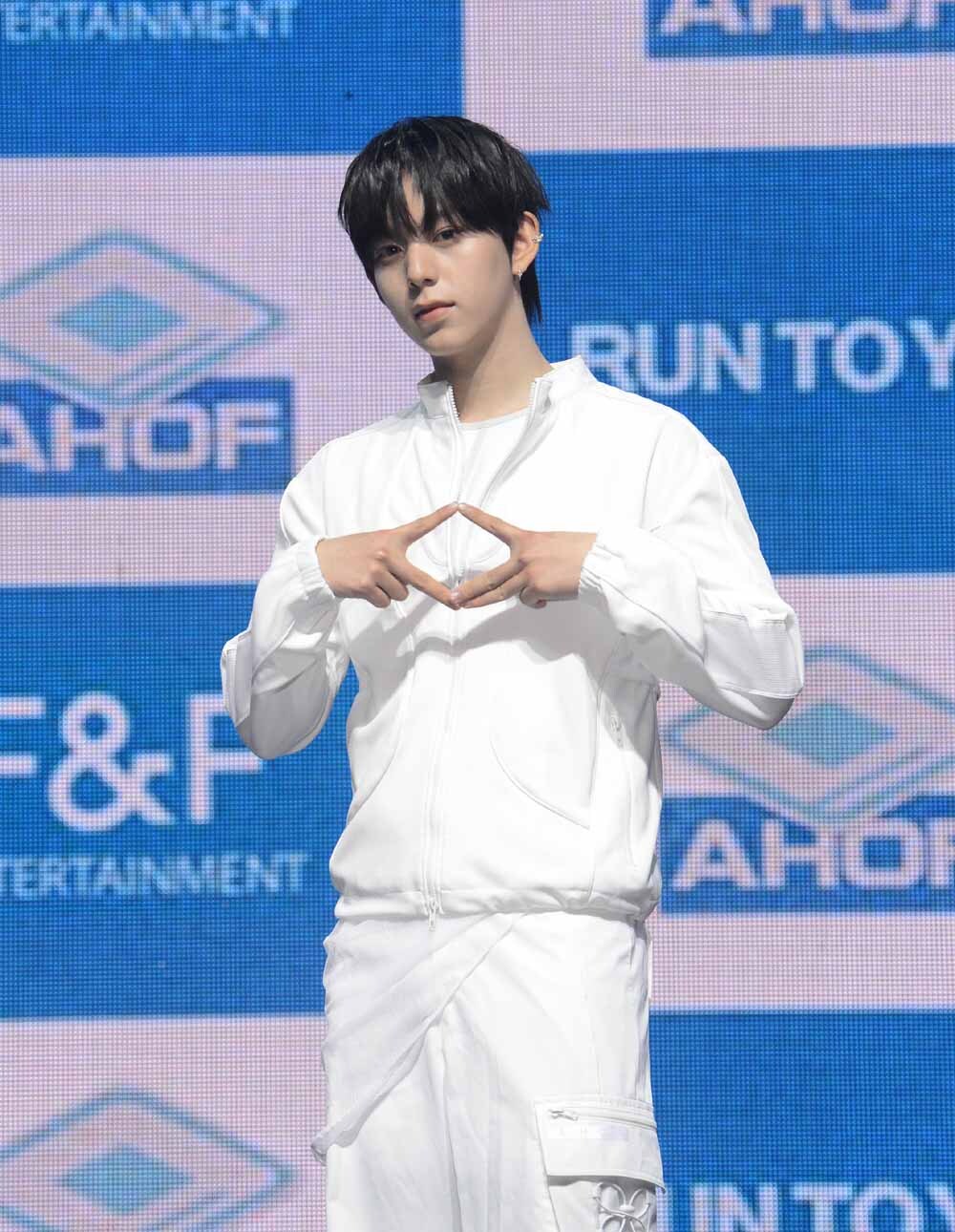 [SW포토]아홉의 즈언