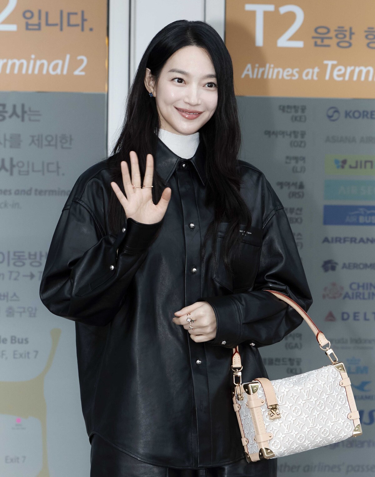 배우 신민아. 자료=루이비통 제공