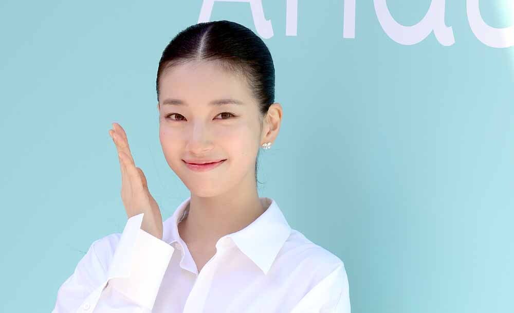 [SW포토]미소로 인사하는 수지