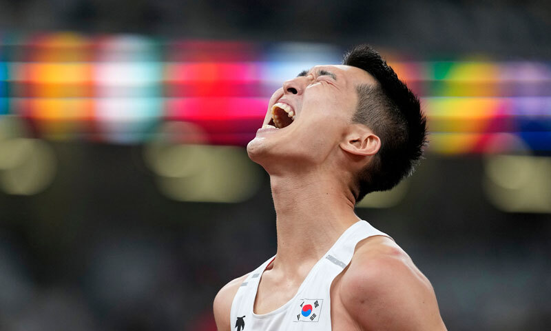 우상혁, 높이뛰기 銅…AG 3회 연속 메달