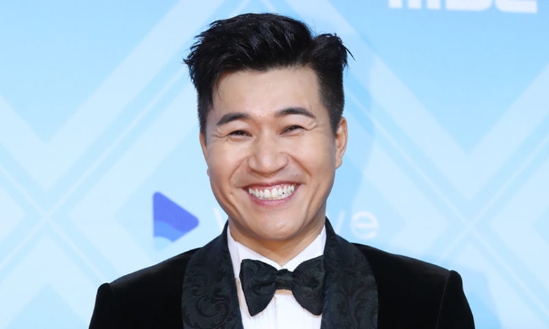 김종민, 아빠 된다…아내 임신 17주 차