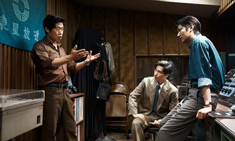 영화 안보고, 집 찾아가 고성…선 넘은 비난